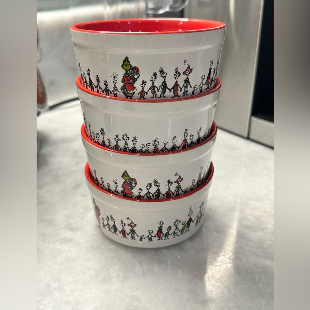DR. SEUSS “How The Grinch Stole Christmas” Set Of 4 Baking Ramekins Red Interior